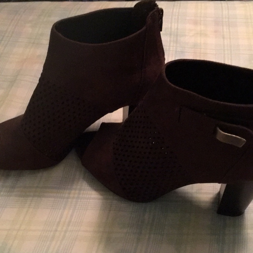 Brown ankle boots